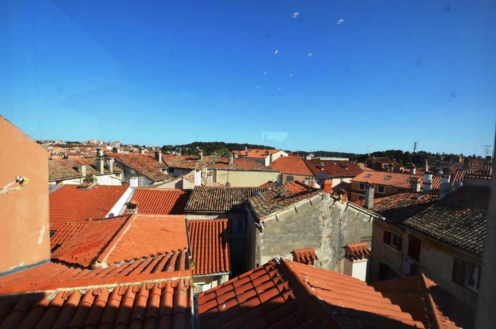 Augusta Apartment Rovigno Esterno foto