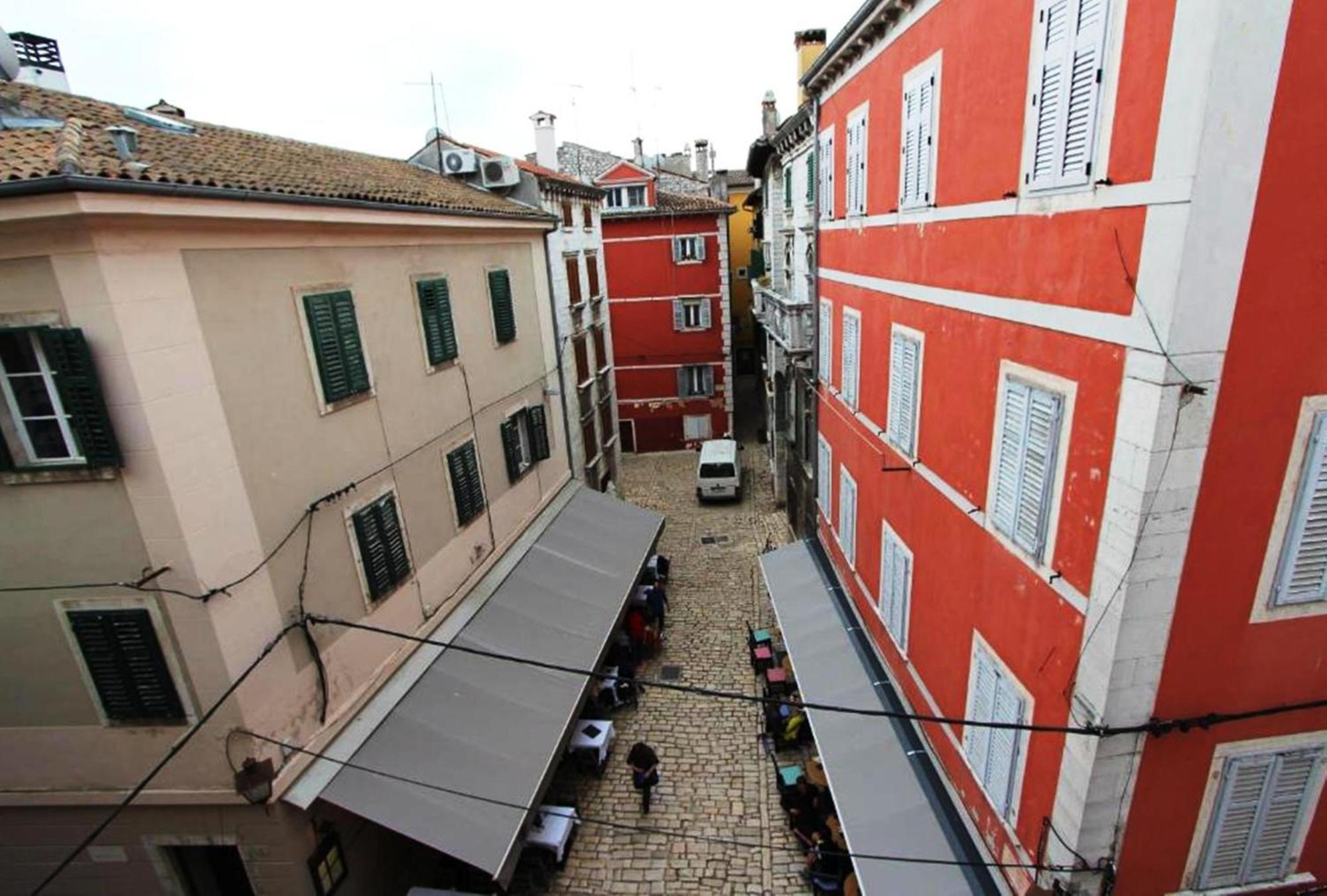 Augusta Apartment Rovigno Esterno foto